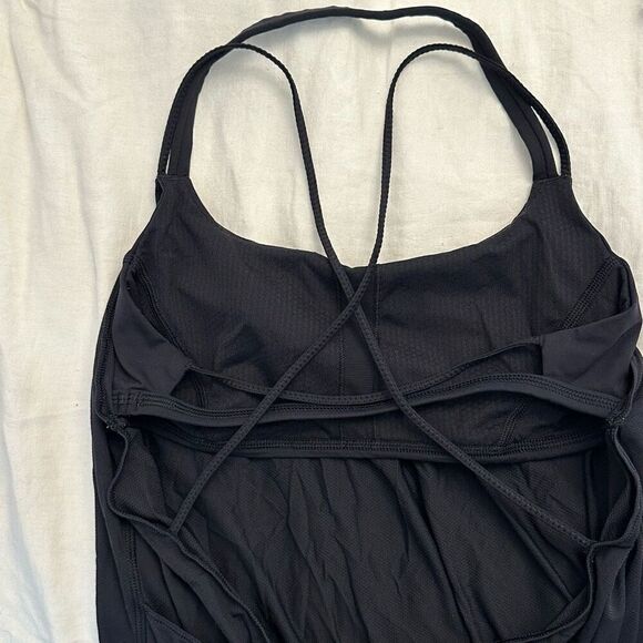 Lululemon Athletica Halter Strappy Back  Built-In Bra Tank Top Black Size 6 - Picture 5 of 5
